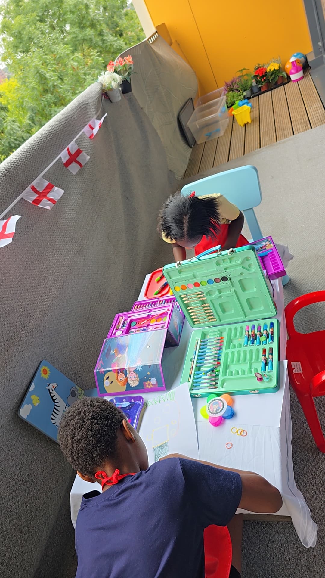 Arts & Crafts Time